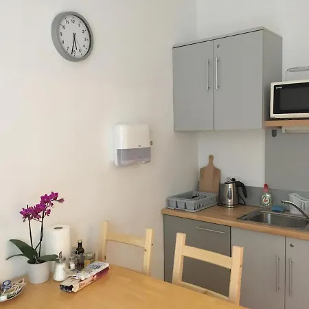 Kro Ljubljana Rooms
